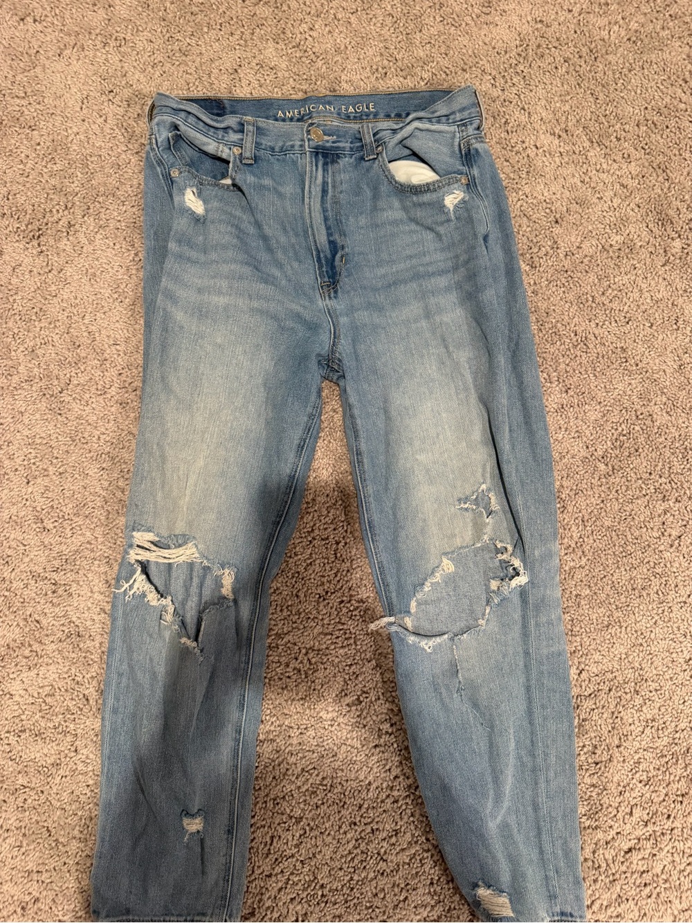 American Eagle Outfitters Light Wash Distressed Boyfriend Jeans